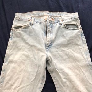 Wrangler Cowboy Cut Bleached Denim Color